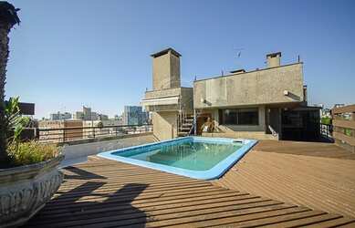 Imagem: O apartamento na cobertura possui 3 Dormitórios, 1 Banheiro