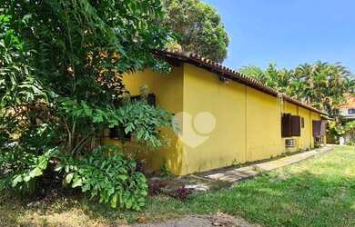 Imagem: A casa em condomínio possui 5 Dormitórios, 4 Banheiros, 4