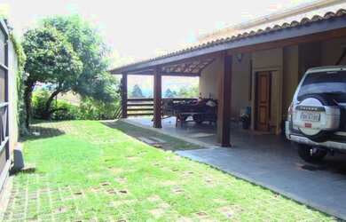 Imagem 1: Casa Lindissima. Ar-condicionado, Guarda roupa, Lareirae3 Vagas na garagem