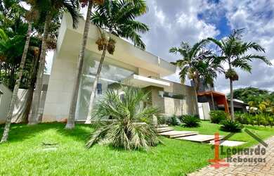 Imagem: A casa em condomínio possui 4 Dormitórios, 5 Banheiros, 4