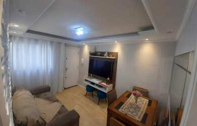 Imagem: O apartamento possui 2 Dormitórios, 1 Banheiro, 1 Vaga na garagem