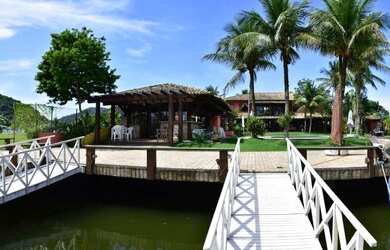 Imagem 4: Casa no Residencial Marina Guarujá no canal de Bertioga