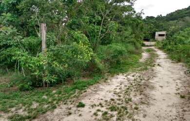 Imagem: O terreno possui 720m² de Área, Imóvel novo e está localizado