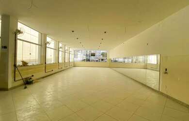 Imagem: O depósito possui 300m² de Área e Imóvel novo e está localizado