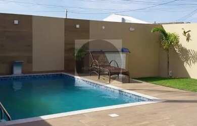 Imagem: A casa em condomínio possui 3 Dormitórios, 2 Banheiros, 3