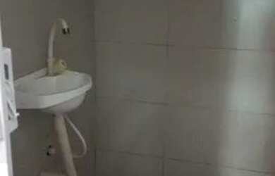 Imagem: A kitnet possui 1 Dormitório, 1 Banheiro e está localizado