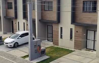 Imagem: A casa em condomínio possui 2 Dormitórios, 3 Banheiros, 1