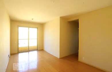 Imagem: O apartamento possui 3 Dormitórios, 1 Banheiro, 2 Vagas na