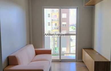 Imagem: O apartamento possui 2 Dormitórios, 1 Banheiro, 1 Vaga na garagem