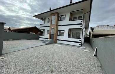 Imagem: O apartamento possui 2 Dormitórios, 2 Banheiros, 2 Vagas na