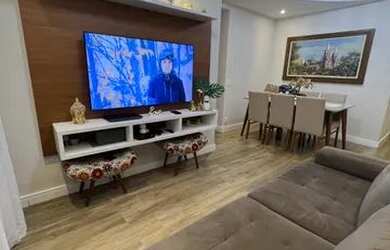 Imagem: O apartamento possui 3 Dormitórios, 1 Banheiro, 1 Vaga na garagem