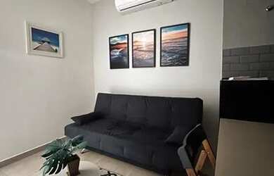 Imagem: O apartamento possui 1 Dormitório, 1 Banheiro, 1 Vaga na garagem