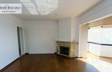 Imagem: O apartamento possui 4 Dormitórios, 4 Banheiros, 3 Vagas na