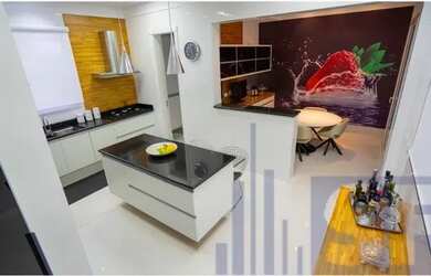 Imagem: A casa possui 3 Dormitórios, 4 Banheiros, 3 Vagas na garagem