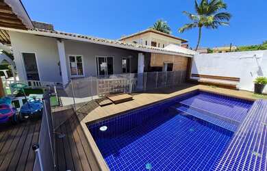 Imagem: A casa em condomínio possui 4 Dormitórios, 5 Banheiros, 1