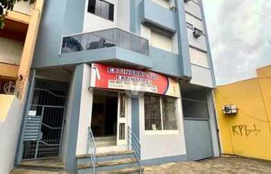 Imagem: O apartamento possui 1 Dormitório, 2 Banheiros, 1 Vaga na garagem