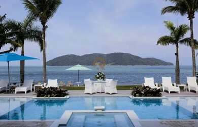 Imagem: A casa em condomínio possui 5 Dormitórios, 5 Banheiros, 4