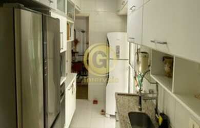 Imagem: A casa em condomínio possui 4 Dormitórios, 2 Banheiros, 2