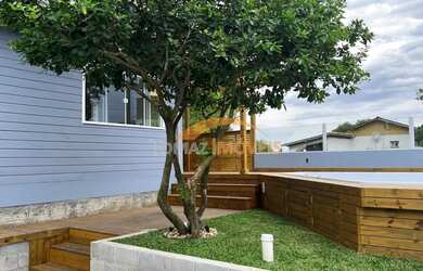 Imagem: A casa possui 2 Dormitórios, 1 Banheiro, 1 Vaga na garagem