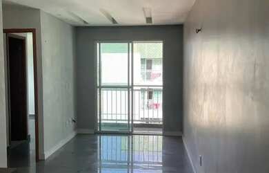 Imagem: O apartamento possui 2 Dormitórios, 1 Banheiro, 2 Vagas na