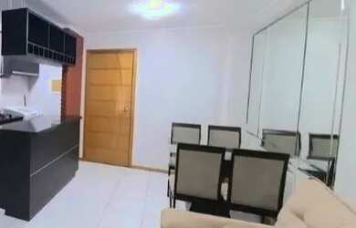 Imagem: O apartamento possui 2 Dormitórios, 1 Banheiro, 1 Vaga na garagem