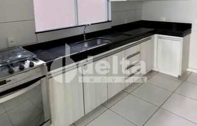 Imagem 6: Casa residencial disponível para venda no bairro Jardim Veneza em Uberlândia-MG