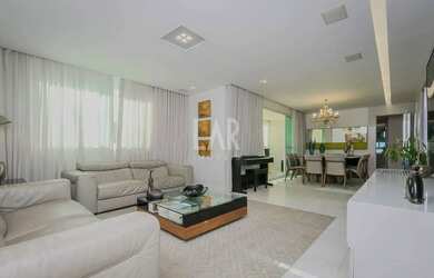 Imagem: O apartamento possui 4 Dormitórios, 4 Banheiros, 3 Vagas na