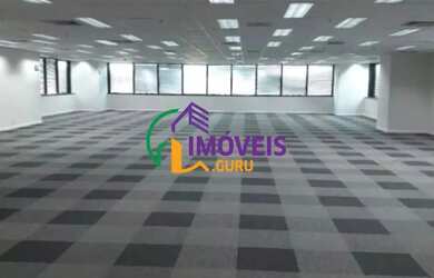 Imagem: O depósito possui 5 Vagas na garagem, 775m² de Área e está