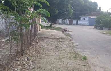 Imagem 8: Pedra de Guaratiba -Centro-Terreno-10x30-100m do mercado Supermarket