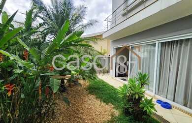 Imagem: A casa em condomínio possui 4 Dormitórios, 4 Banheiros, 4