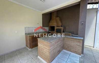 Imagem 11: Sobrado em Rua Doutor Aldemar de Moura Resende - Vila Resende - Caçapava/SP