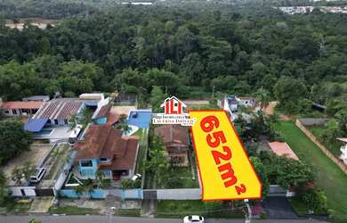 Imagem: O terreno possui 652m² de Área e está localizado em Tarumã