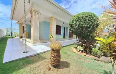 Imagem: A casa possui 4 Dormitórios, 4 Banheiros, 188m² de Área e