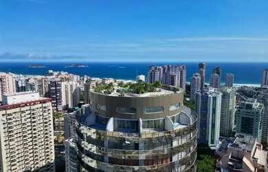 Imagem: O studio possui 1 Dormitório, 1 Banheiro, 1 Vaga na garagem