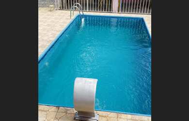 Imagem: A casa possui 2 Dormitórios, 1 Banheiro, 1 Vaga na garagem