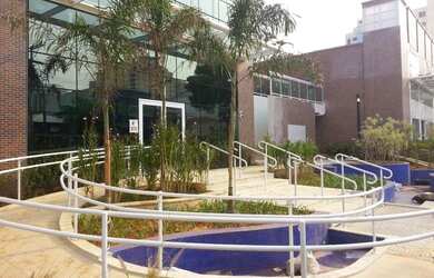 Imagem: O depósito possui 2 Vagas na garagem, 34m² de Área e está