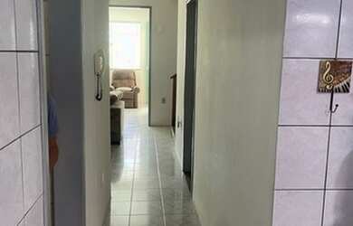 Imagem: A casa possui 5 Dormitórios, 5 Banheiros, 2 Vagas na garagem