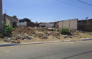 Imagem: O terreno possui 929m² de Área e está localizado em Jardim