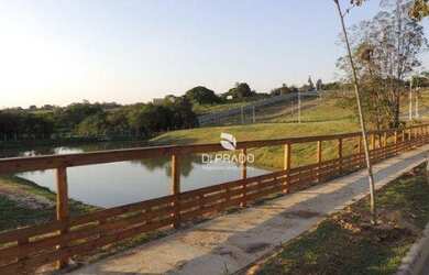 Imagem: O terreno possui 300m² de Área, Imóvel novo e está localizado