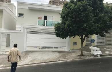 Imagem: Linda casa de 4 dormitorios com 1 suíte pronto para morar Portal