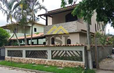 Imagem: A casa em condomínio possui 4 Dormitórios, 4 Banheiros, 4