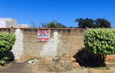 Imagem: O terreno possui 420m² de Área e está localizado em Do Turista