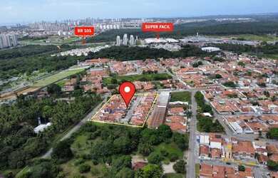 Imagem: A casa em condomínio possui 3 Dormitórios, 2 Banheiros, 3