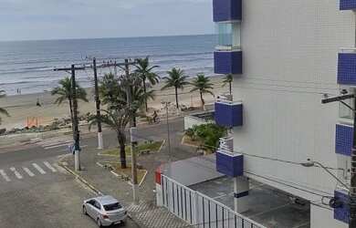 Imagem: O apartamento possui 1 Dormitório, 1 Banheiro, 48m² de Área