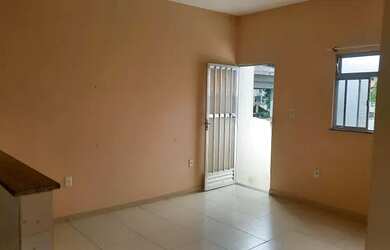 Imagem 1: Casa na trindade. 55m² de Área, 1 Banheiroe1 Dormitório