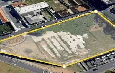 Imagem: O terreno possui 3.380m² de Área e está localizado em Vila