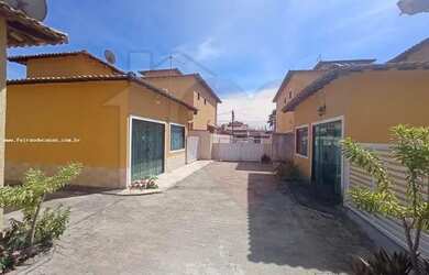 Imagem: A casa possui 2 Dormitórios, 1 Banheiro, 1 Vaga na garagem