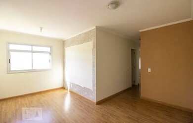 Imagem: O apartamento possui 2 Dormitórios, 1 Banheiro, 2 Vagas na