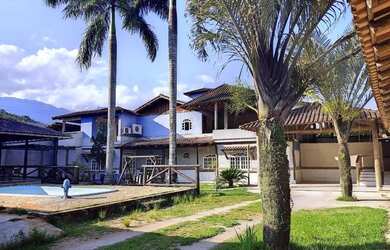 Imagem 1: Casa em Guapimirim. Piscina, Churrasqueira, Varandae560m² de Área