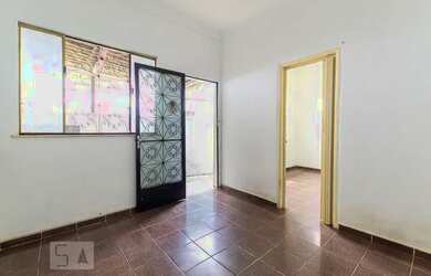 Imagem: A casa para alugar possui 1 Dormitório, 1 Banheiro e 50m²